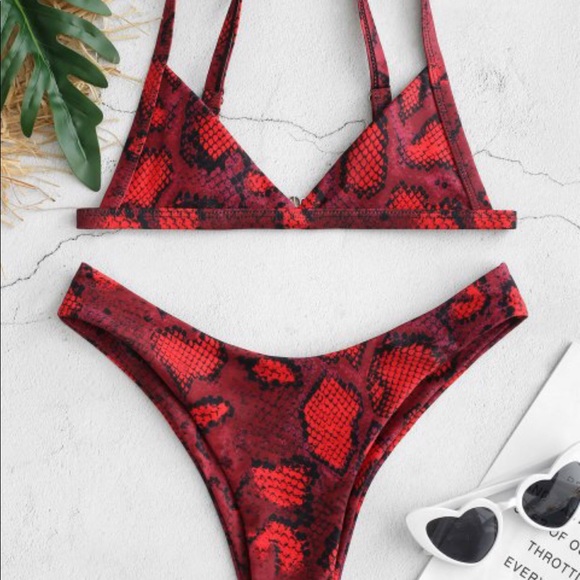 2/$30 ZAFUL High Cut Bikini Bundle - Picture 4 of 7